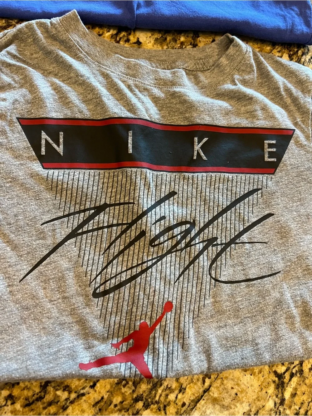 Nike Jordan Boys kids tshirt bundle small